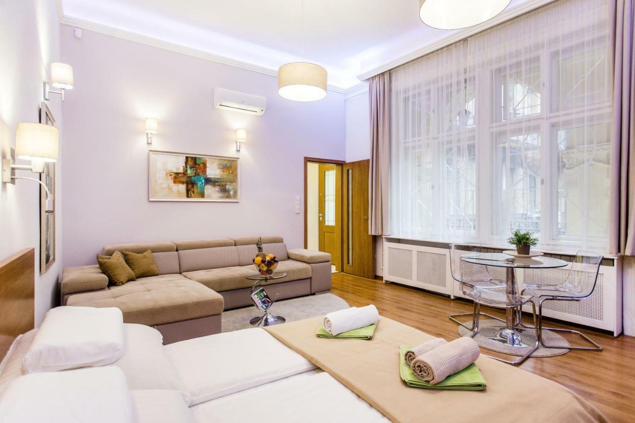 Downtown Design Flat Apartman Budapest Kültér fotó